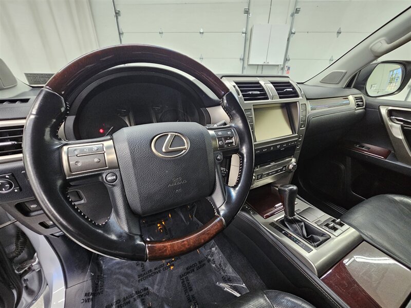 2017 Lexus GX 9