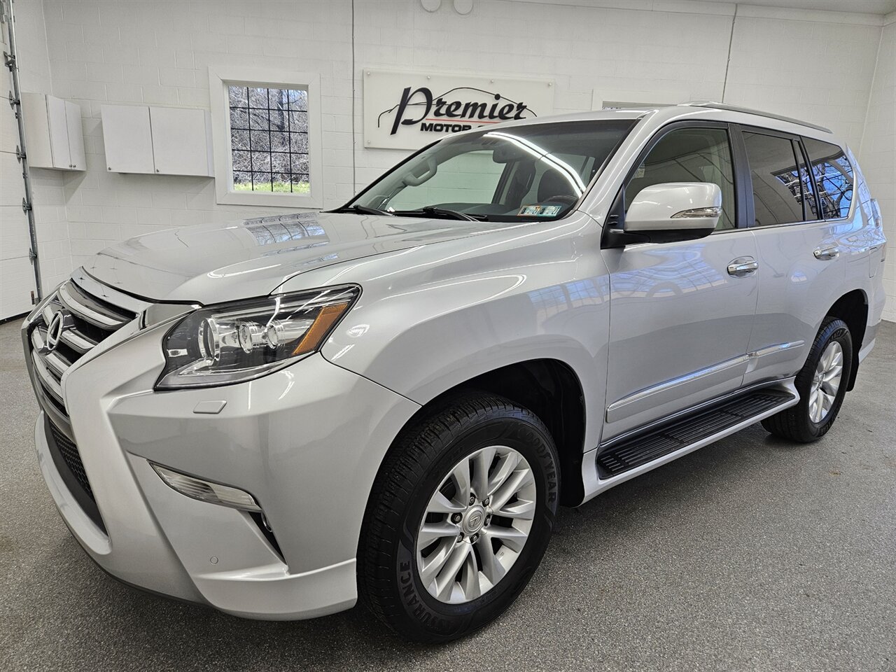 2017 Lexus GX   - Photo 1 - Spring City, PA 19475