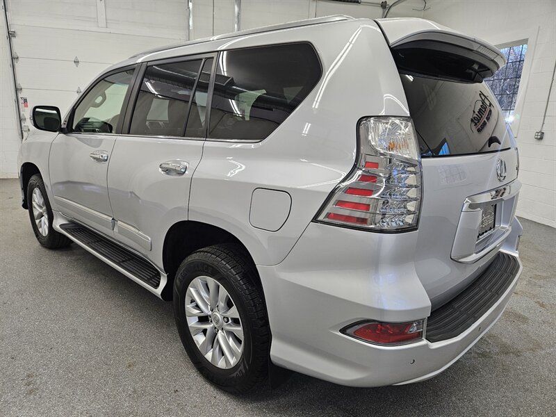 2017 Lexus GX 6