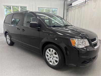 2018 Dodge Grand Caravan SE - Photo 3 - Spring City, PA 19475