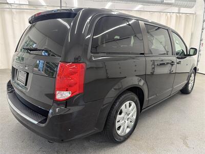 2018 Dodge Grand Caravan SE - Photo 5 - Spring City, PA 19475