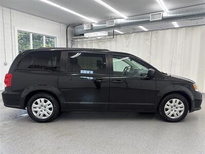 2018 Dodge Grand Caravan SE - Photo 4 - Spring City, PA 19475