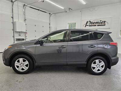 2018 Toyota RAV4 LE   - Photo 8 - Spring City, PA 19475