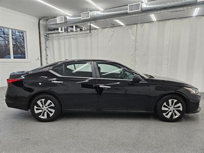 2020 Nissan Altima 2.5 S   - Photo 4 - Spring City, PA 19475