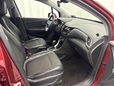 2018 Chevrolet Trax LT   - Photo 12 - Spring City, PA 19475