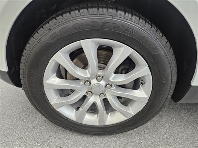 2015 Land Rover Range Rover Sport HSE   - Photo 15 - Spring City, PA 19475