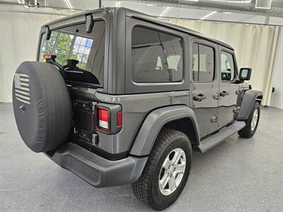 2018 Jeep Wrangler Sport S   - Photo 5 - Spring City, PA 19475