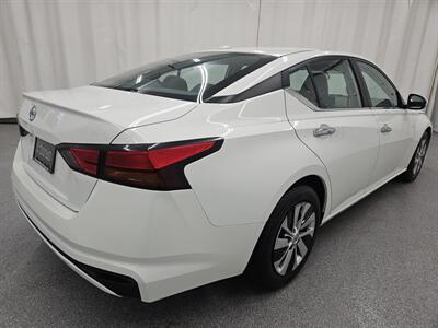 2020 Nissan Altima 2.5 S   - Photo 5 - Spring City, PA 19475