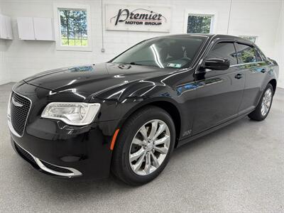 2016 Chrysler 300 Series Limited Sedan