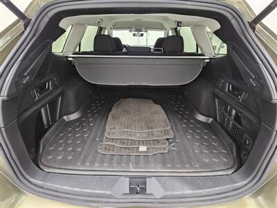 2021 Subaru Outback Premium   - Photo 14 - Spring City, PA 19475