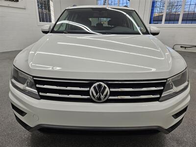 2018 Volkswagen Tiguan 2.0T SEL 4Motion   - Photo 2 - Spring City, PA 19475