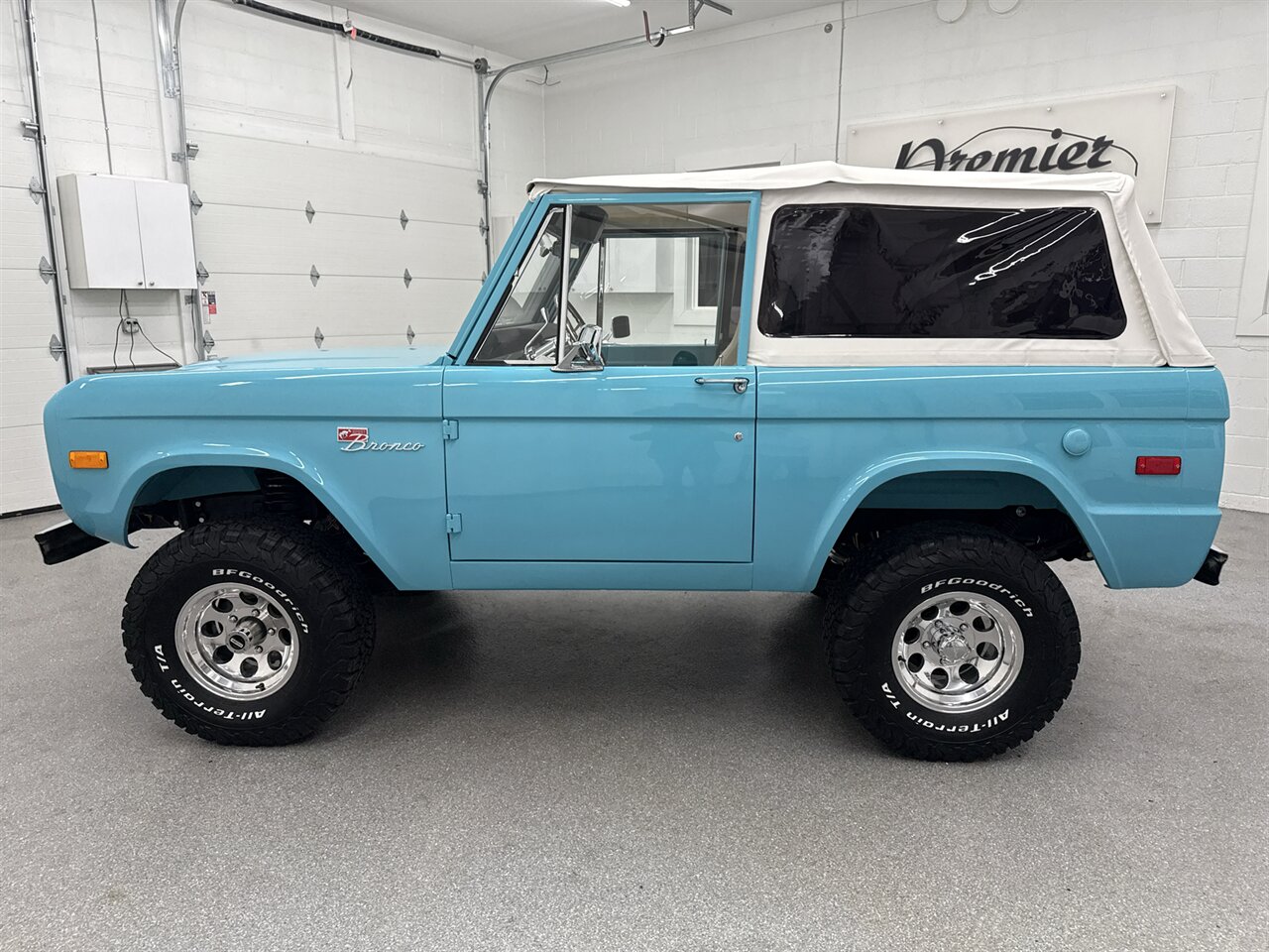 1975 Ford Bronco   - Photo 15 - Spring City, PA 19475