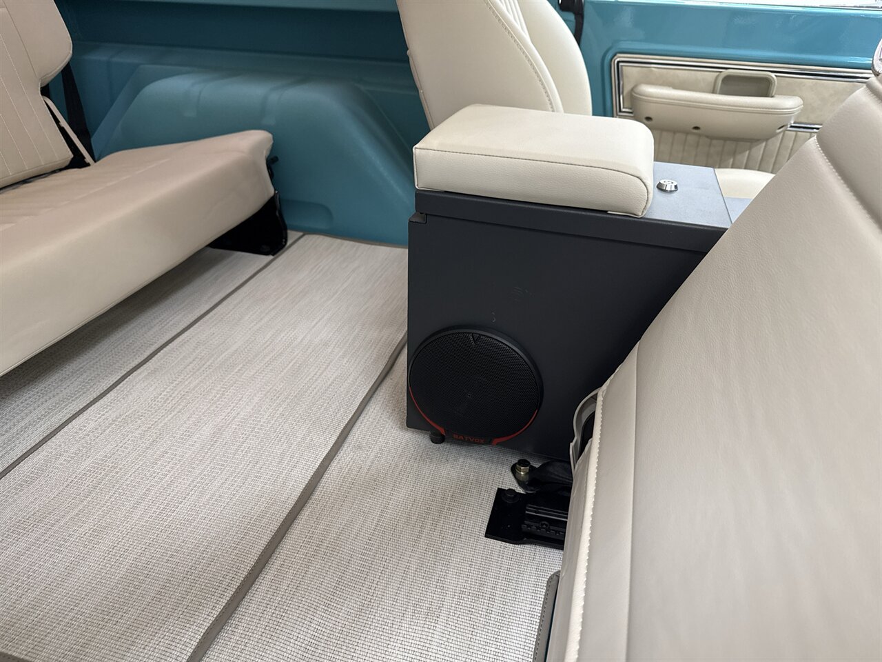 1975 Ford Bronco   - Photo 37 - Spring City, PA 19475