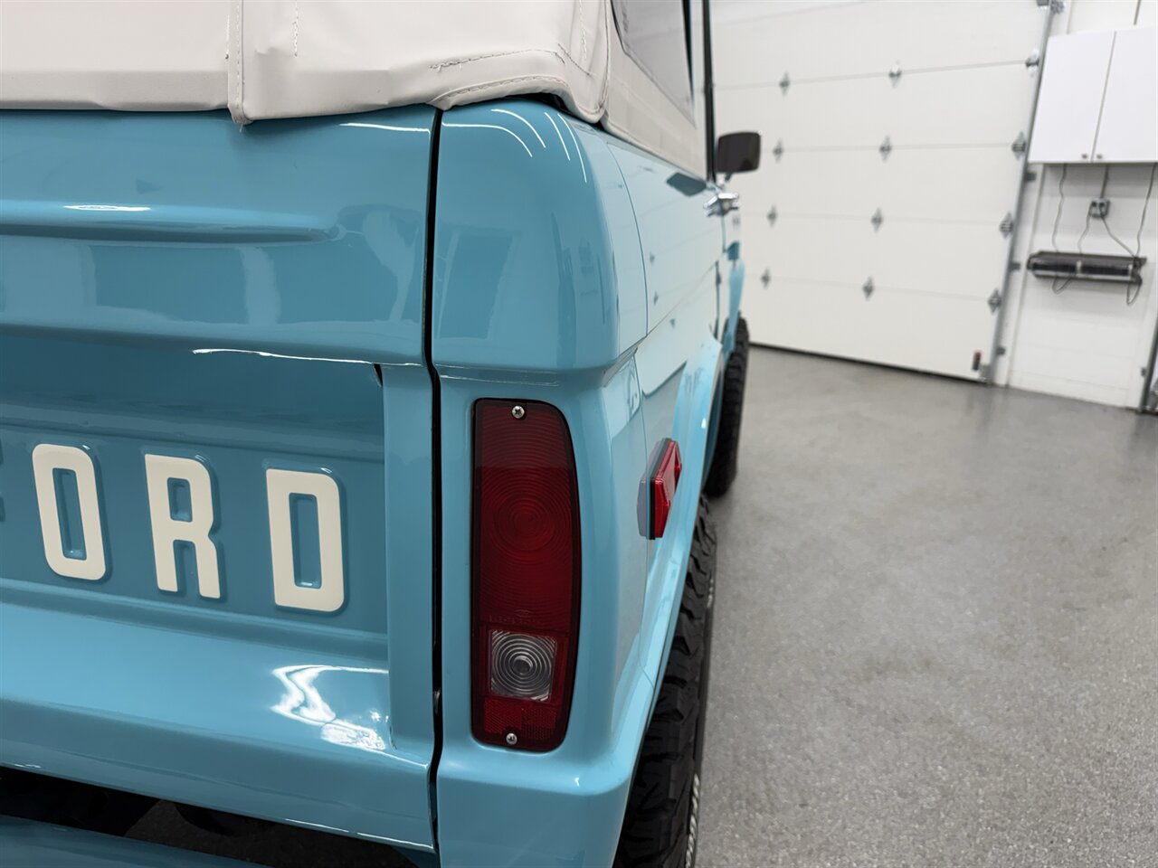 1975 Ford Bronco   - Photo 9 - Spring City, PA 19475