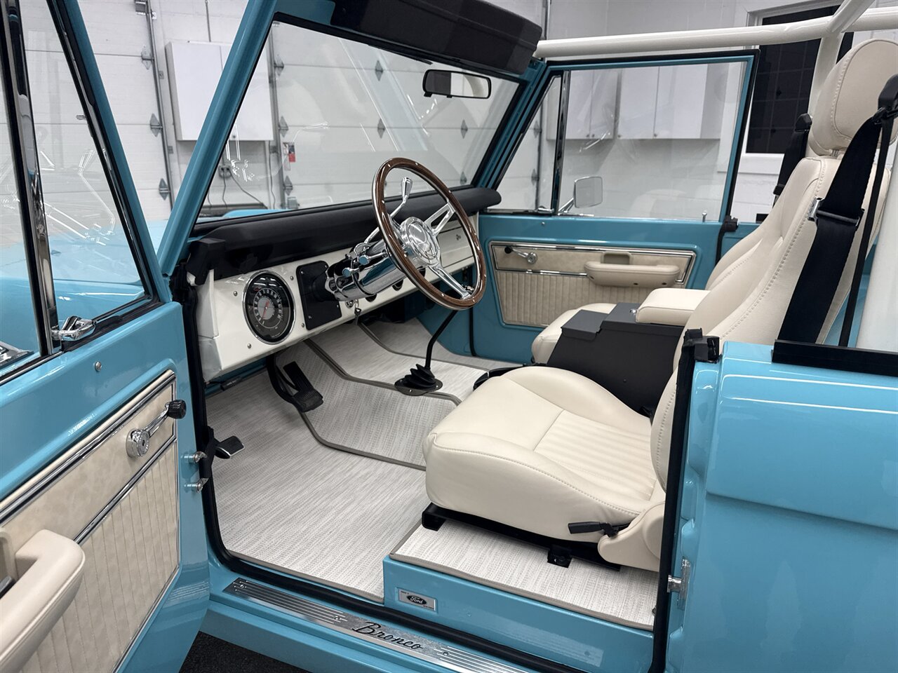 1975 Ford Bronco   - Photo 55 - Spring City, PA 19475