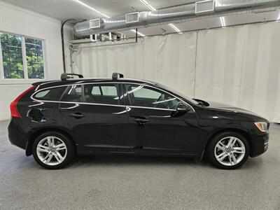 2015 Volvo V60 T5 Premier   - Photo 4 - Spring City, PA 19475