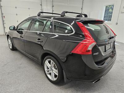 2015 Volvo V60 T5 Premier   - Photo 7 - Spring City, PA 19475