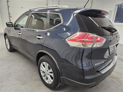 2016 Nissan Rogue SV   - Photo 7 - Spring City, PA 19475