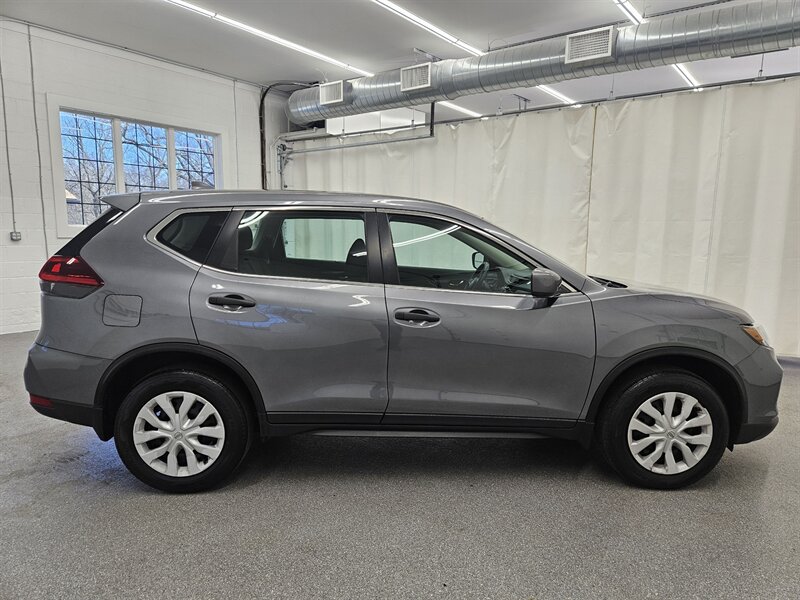 2018 Nissan Rogue S 3