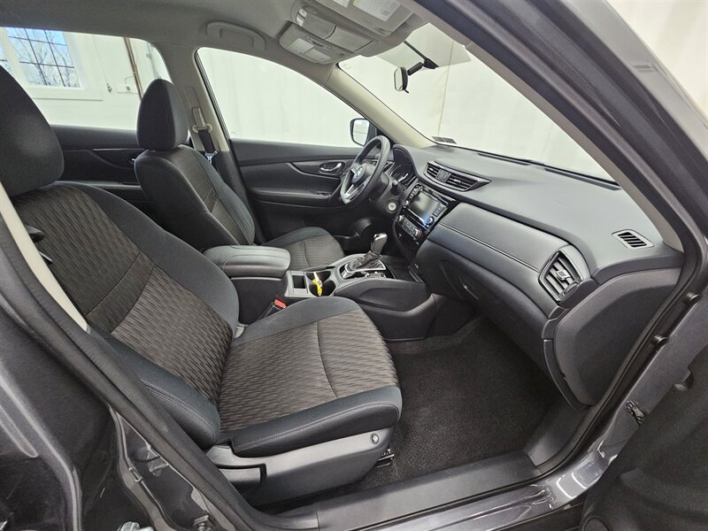 2018 Nissan Rogue S 12