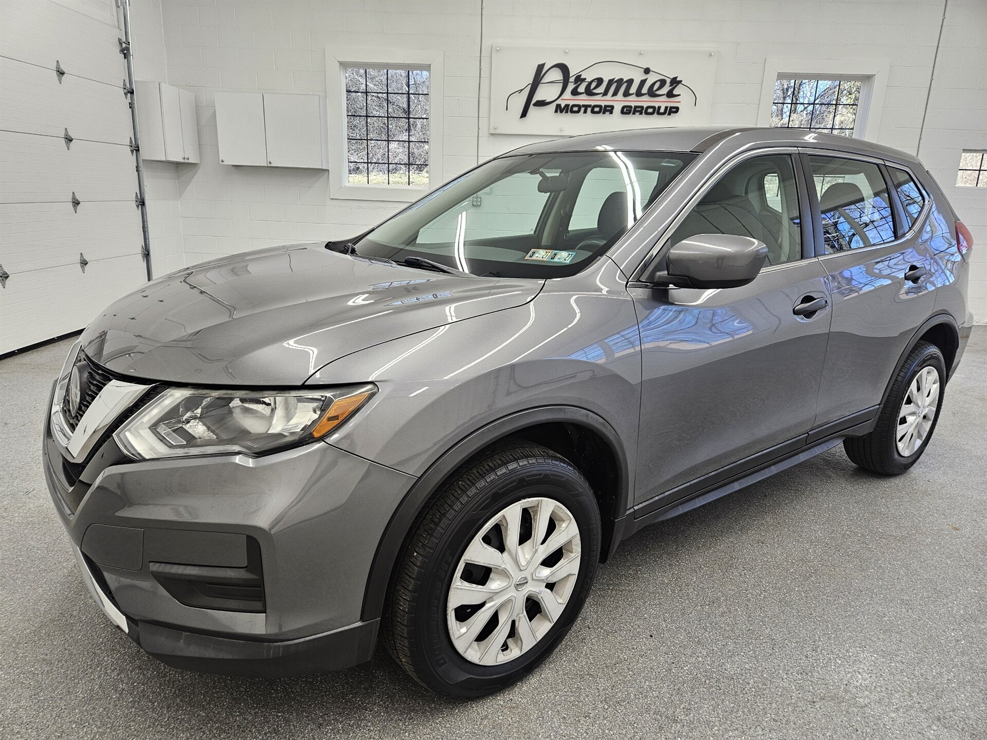 2018 Nissan Rogue S   - Photo 1 - Spring City, PA 19475