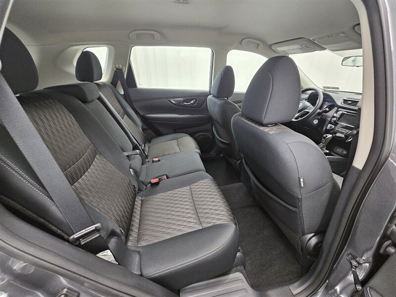 2018 Nissan Rogue S 13