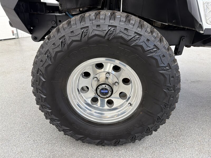 1985 Jeep CJ-7 34