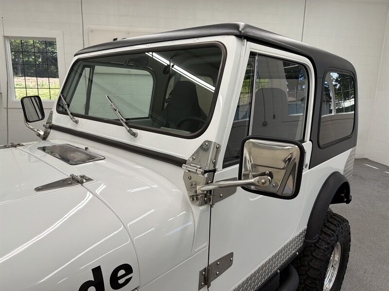 1985 Jeep CJ-7 9
