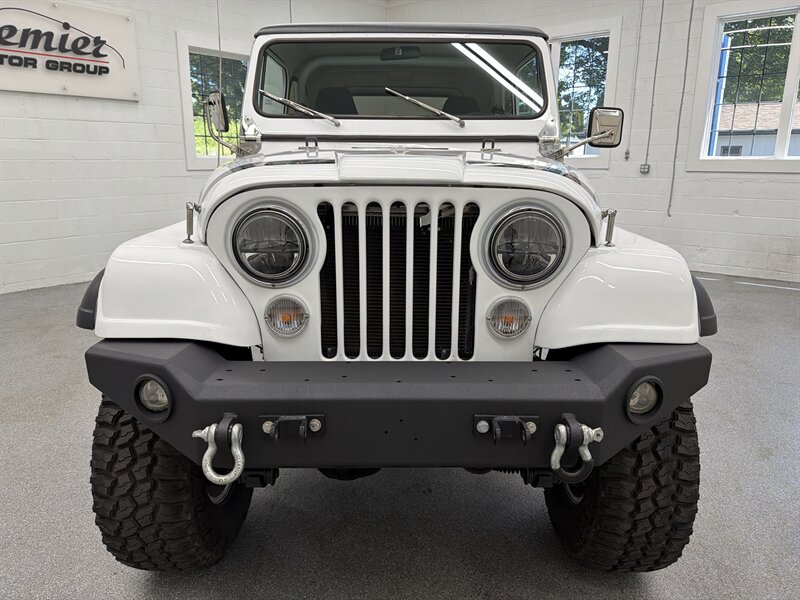 1985 Jeep CJ-7 2