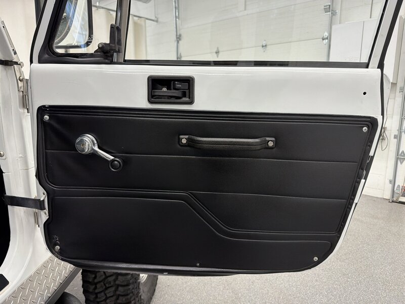 1985 Jeep CJ-7 38
