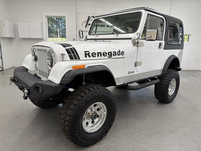 White 1985 Jeep CJ-7 4WD SUV / Crossover Four-Wheel Drive 5-Speed Manual