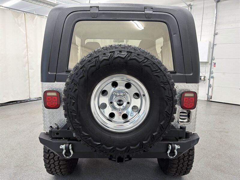 1985 Jeep CJ-7 6