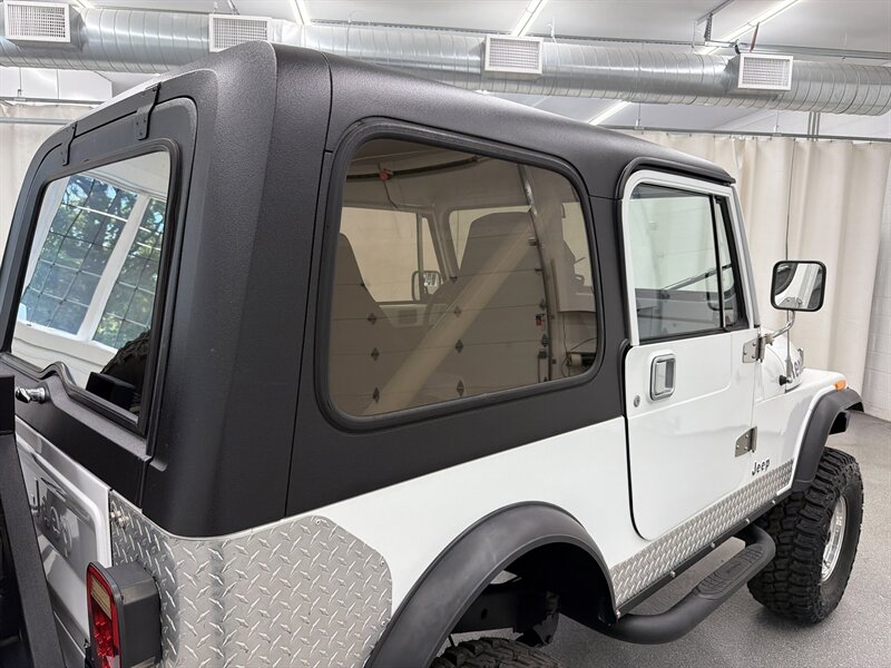 1985 Jeep CJ-7 13