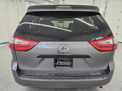 2015 Toyota Sienna L 7-Passenger   - Photo 6 - Spring City, PA 19475