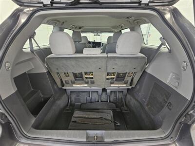 2015 Toyota Sienna L 7-Passenger   - Photo 16 - Spring City, PA 19475