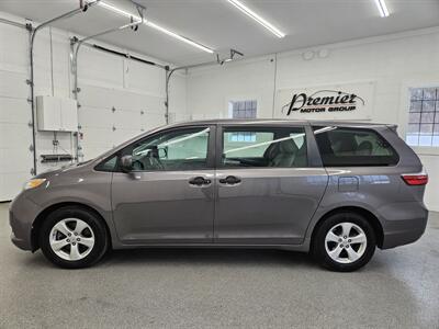 2015 Toyota Sienna L 7-Passenger   - Photo 8 - Spring City, PA 19475