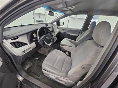 2015 Toyota Sienna L 7-Passenger   - Photo 10 - Spring City, PA 19475