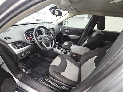 2014 Jeep Cherokee Altitude   - Photo 10 - Spring City, PA 19475