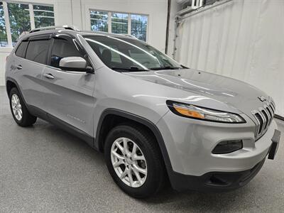 2014 Jeep Cherokee Altitude   - Photo 3 - Spring City, PA 19475