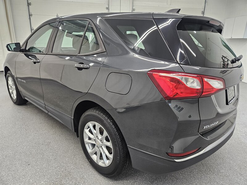 2018 Chevrolet Equinox LS 7