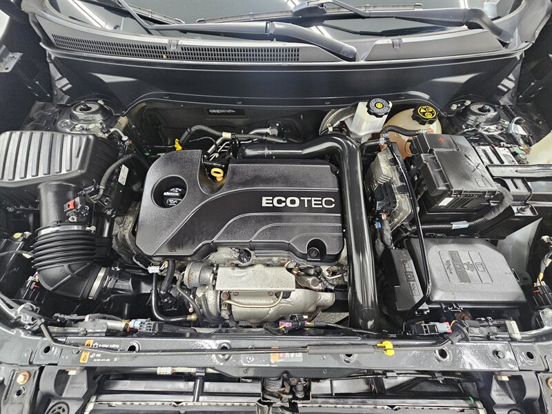 2018 Chevrolet Equinox LS 9