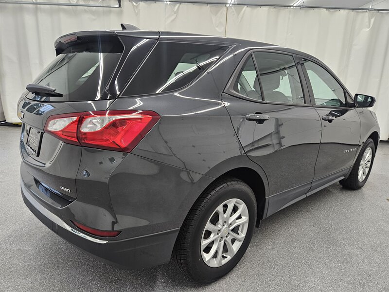 2018 Chevrolet Equinox LS 5