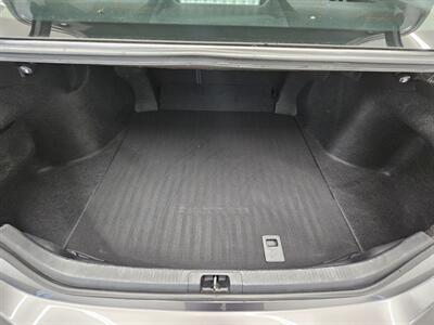 2018 Toyota Camry SE   - Photo 14 - Spring City, PA 19475