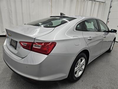 2021 Chevrolet Malibu LS Fleet   - Photo 5 - Spring City, PA 19475