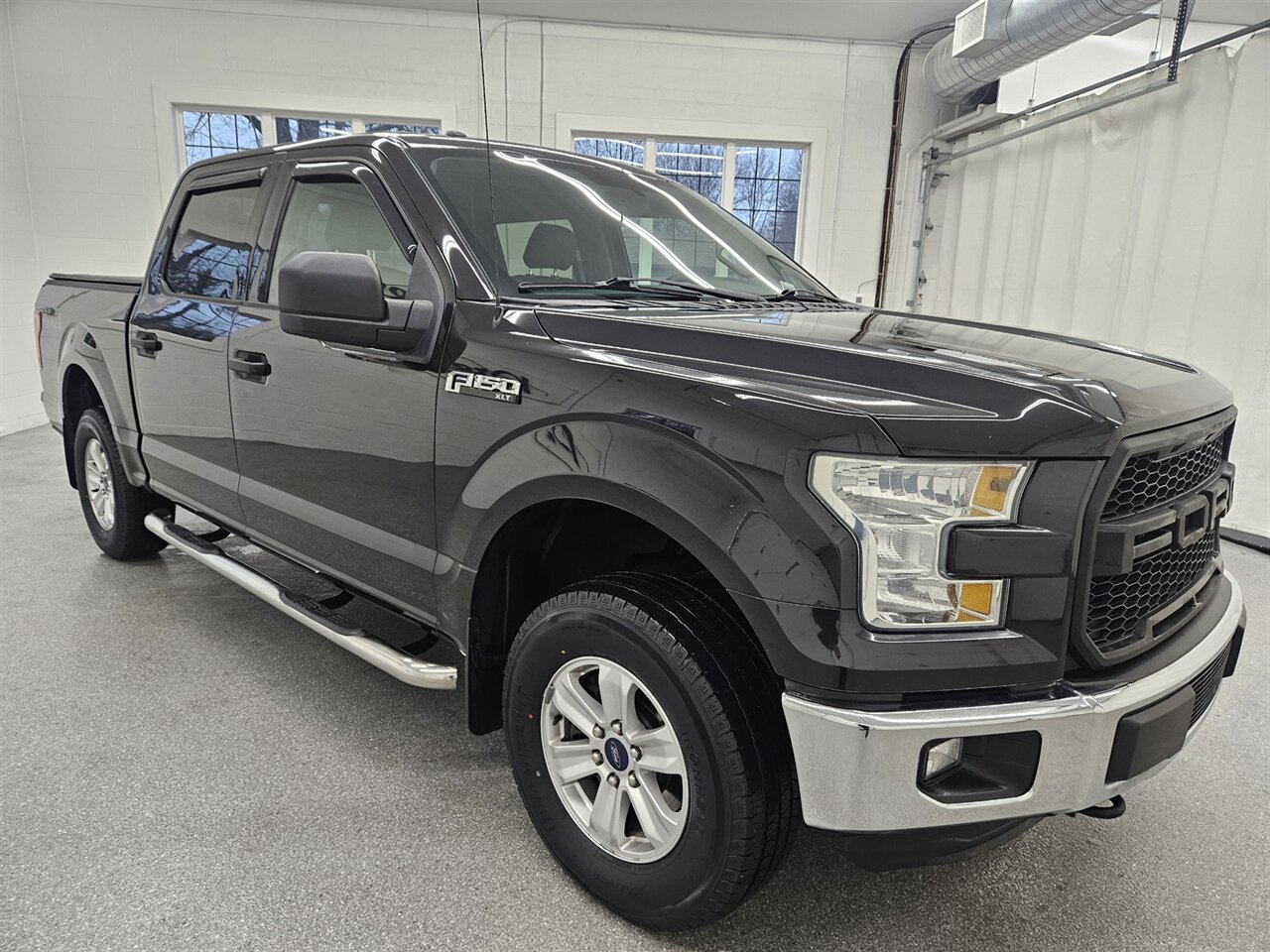 2015 Ford F-150 XLT   - Photo 3 - Spring City, PA 19475