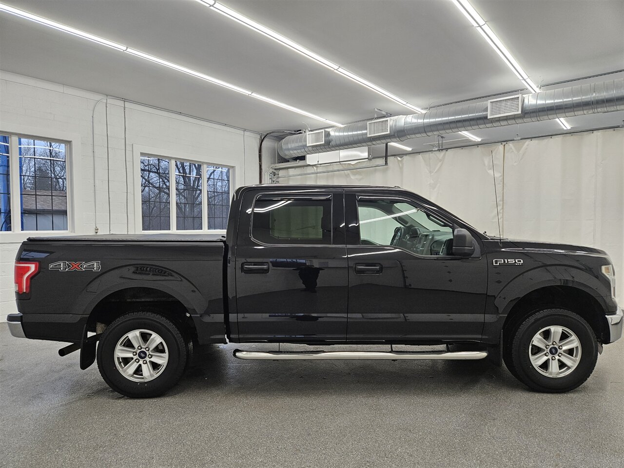 2015 Ford F-150 XLT   - Photo 4 - Spring City, PA 19475