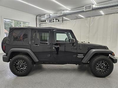 2015 Jeep Wrangler Sport   - Photo 4 - Spring City, PA 19475