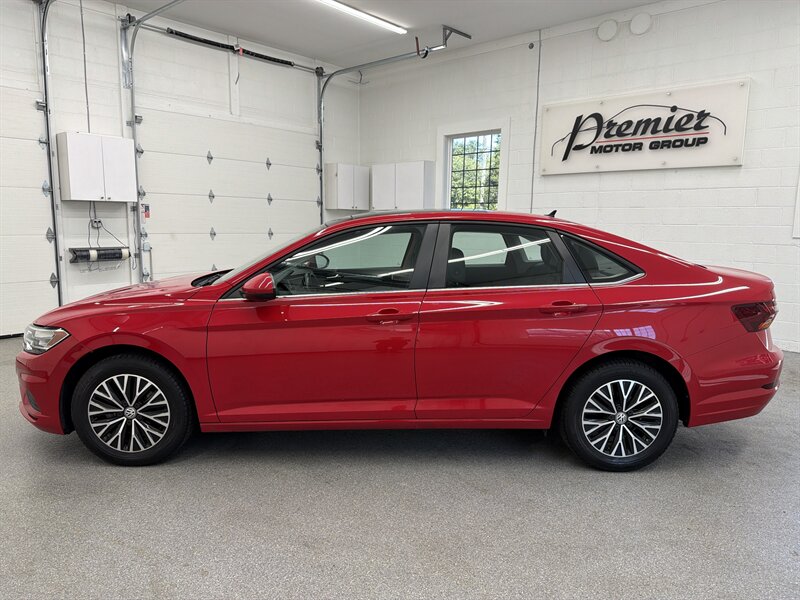 2019 Volkswagen Jetta SE 9
