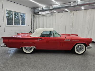 1957 Ford Thunderbird   - Photo 63 - Spring City, PA 19475