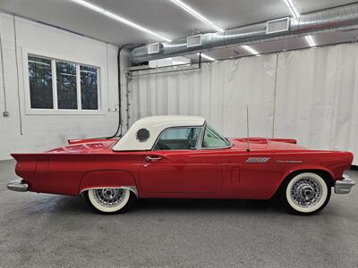 1957 Ford Thunderbird   - Photo 4 - Spring City, PA 19475